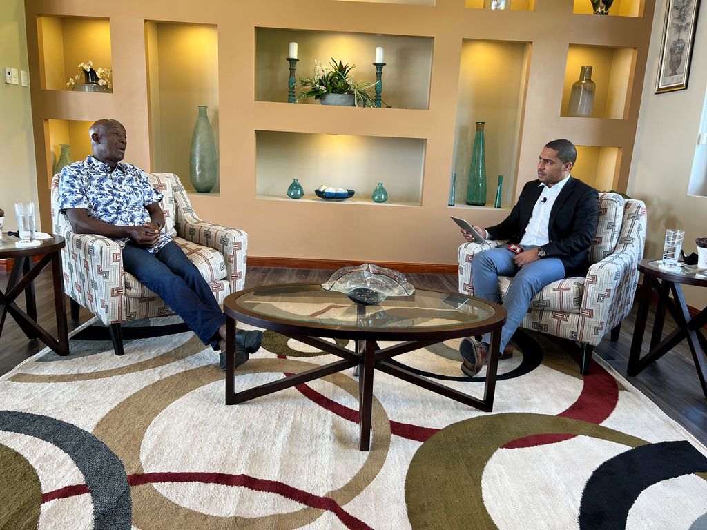 Govt considers mandatory vaccinations, Public Service safe zones