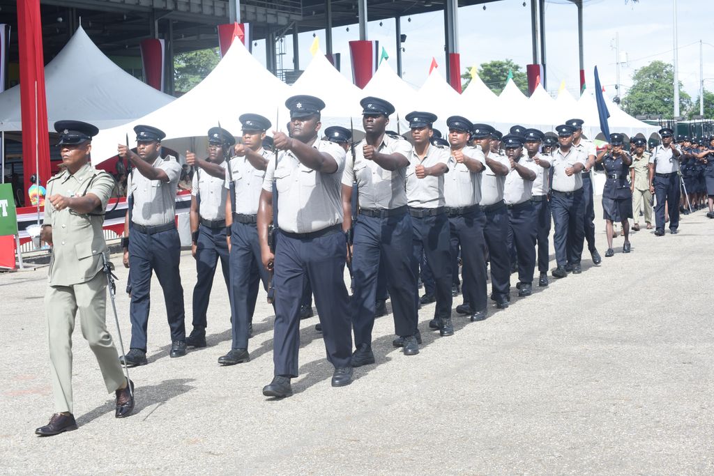 800 cops to provide Independence Day Parade security Trinidad Guardian