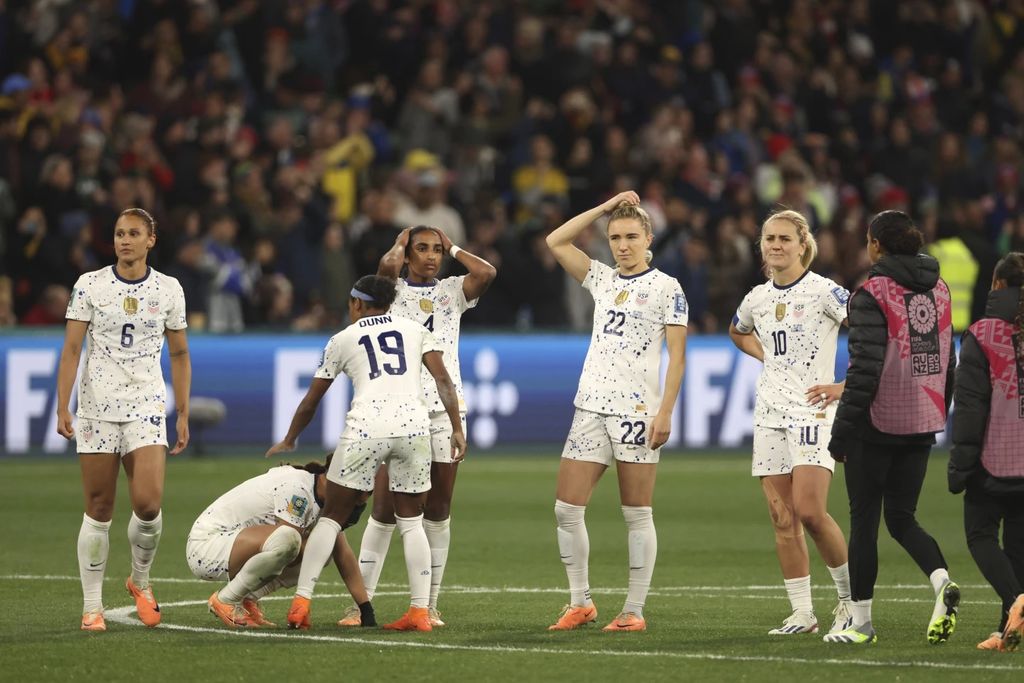 US loses to Sweden on penalty kicks in earliest Women’s World Cup exit