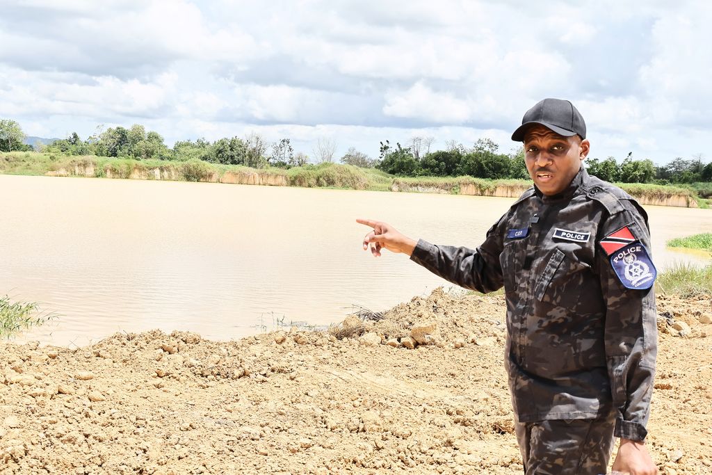 19 held in police raid at illegal quarry in Arima
