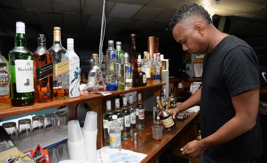 Port-of-Spain restaurant/bar closes