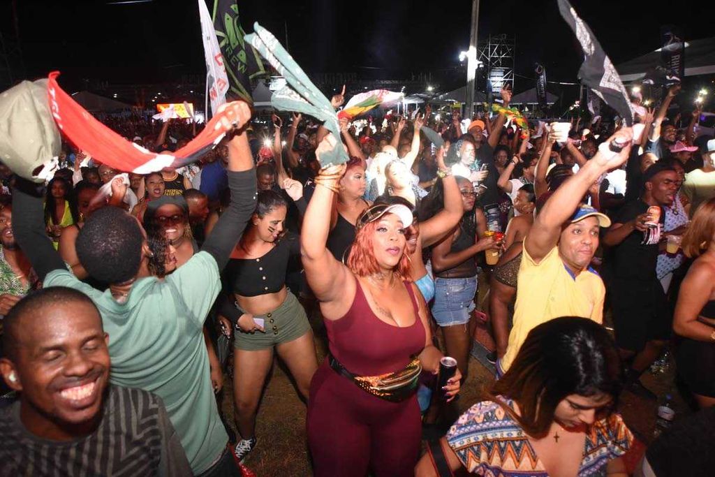 Culture Minister says fetes will continue but in better locations