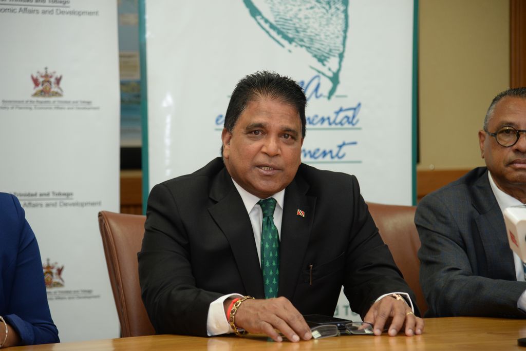 Govt sets up committee to fast track energy projects