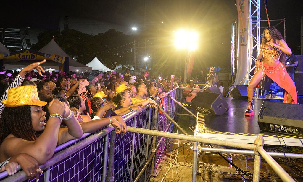 Rain fails to dampen spirits at Patrice Roberts’ free Carnival concert