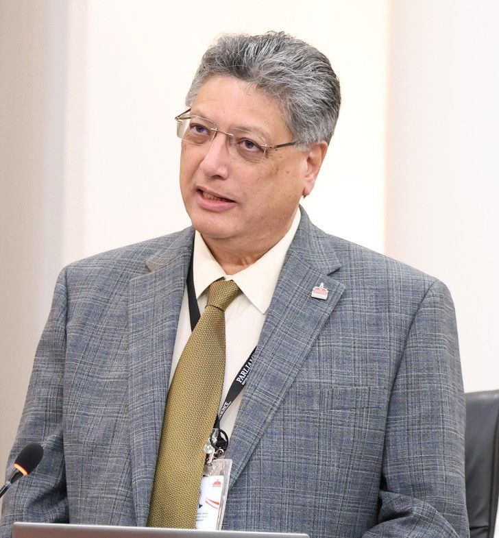 Independent senator: Put ZOSOs on hold, extend SoE