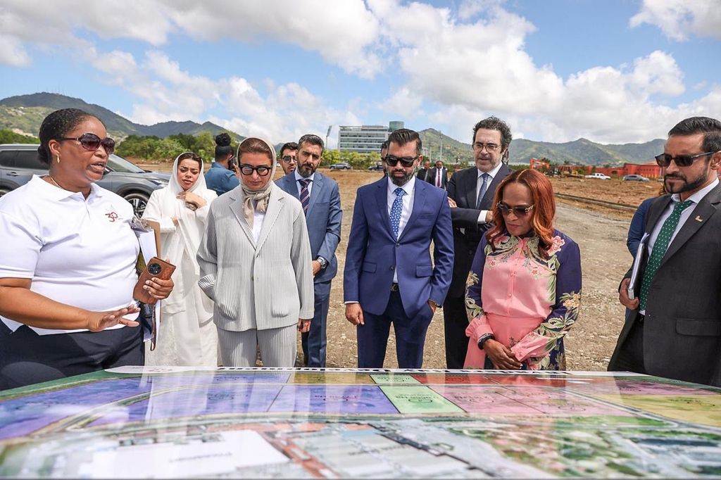 Minister John meets UAE delegation on investment talks