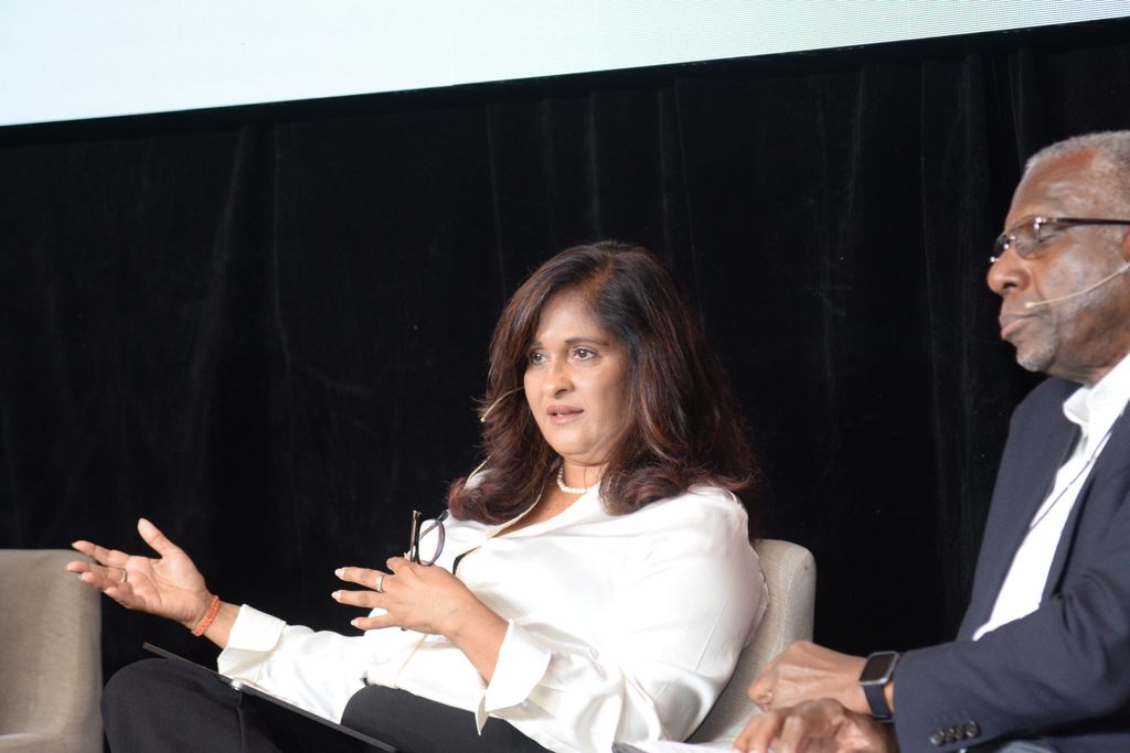 Central Bank sees no conflict of interest in Sagewan doing weekly media column