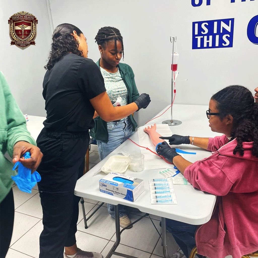 Teens’ health camp connects students with medical fields