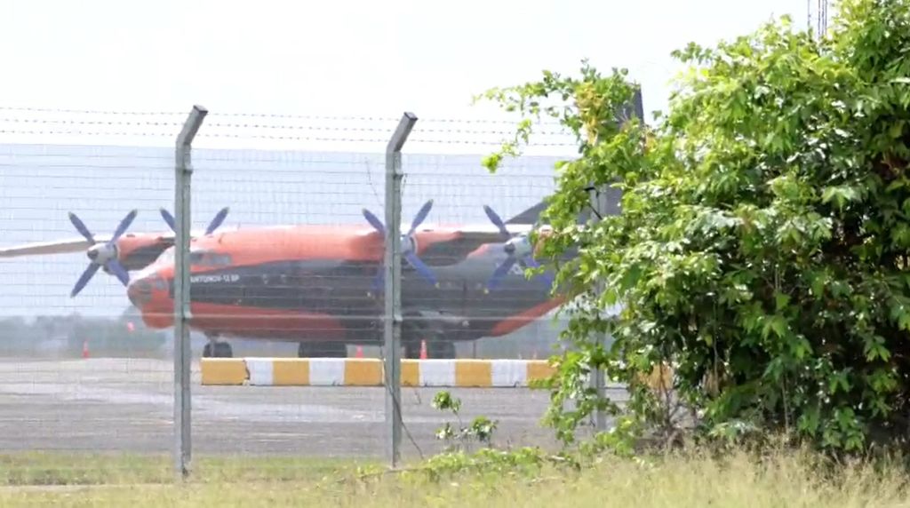 Ukrainian aircraft cleared to leave T&T after explosives probe