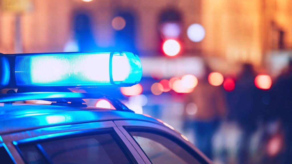 Clerk robbed on Nelson Street, PoS after meeting man on Grindr - Vimarsana News