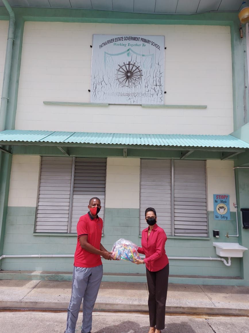 En ToTo distributes 6,000 SEA kits to schools - Vimarsana News