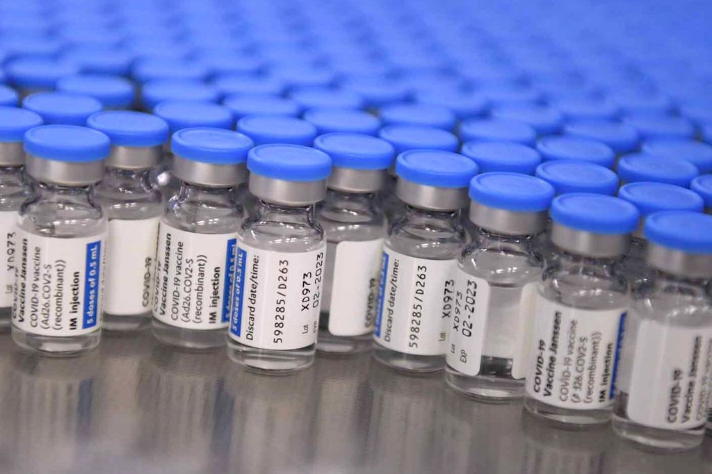 Aspen Pharmacares plant in South Africa receives mass quantities of Johnson & Johnsons Covid-19 vaccine, which it bottles and packages.  (Image courtesy Getty Images)
