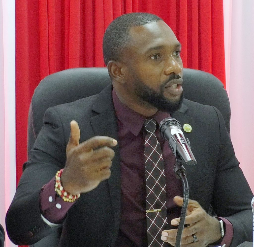 Morris wants Farley to step down until his name cleared in audio clip fiasco - Vimarsana News