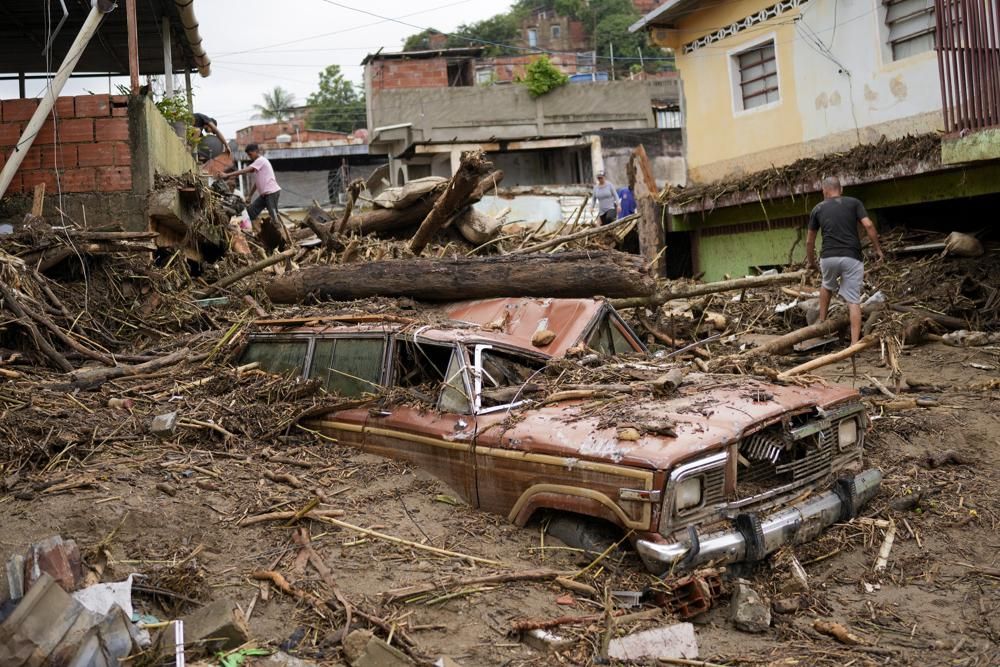 Rain-fuelled landslide sweeps through Venezuela town; 22 dead - Vimarsana News