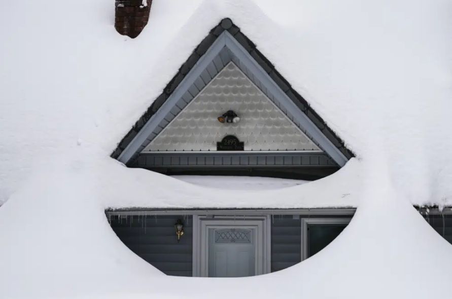 To the rooftops: Staggering snowfall in California mountains - Vimarsana News