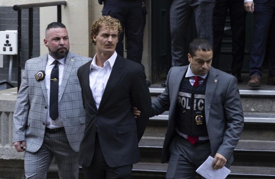 Marine veteran who fatally choked NYC subway rider Jordan Neely is freed pending trial - Vimarsana News