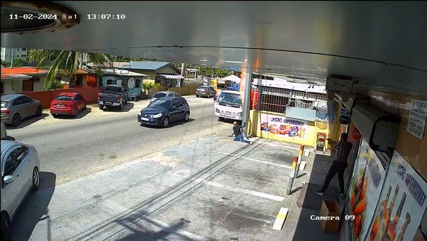Bandit shot by off-duty cop still under guard at hospital - Trinidad ...