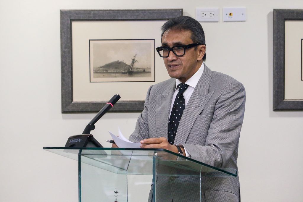 House Speaker Jagdeo Singh  delivers the feature address at the official opening of the Post-Election Seminar for Parliamentarians yesterday.