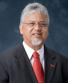 Dr Bhoe Tewarie